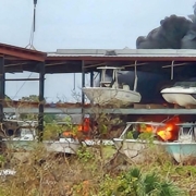 Fire at Palm Harbour Marina